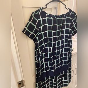 GAP SPRING plaid shift dress! Lightweight and perfect with white or nude heels.